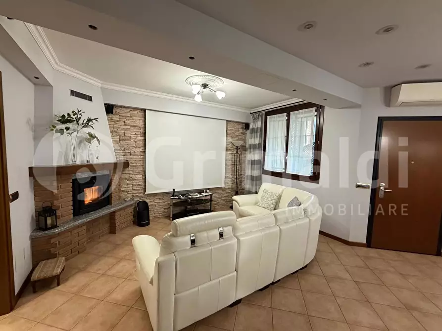 Immagine 2 di Villetta a schiera in vendita  in Via dei tigli, 7 a Mulazzano