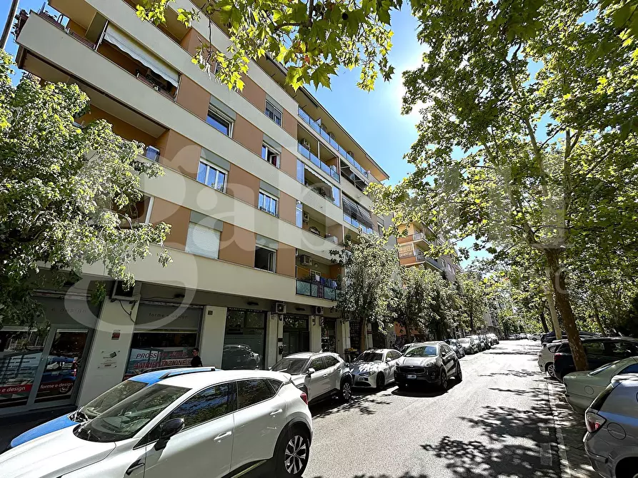 Immagine 2 di Ufficio in affitto  in Via Valerio Publicola, 65-67 a Roma