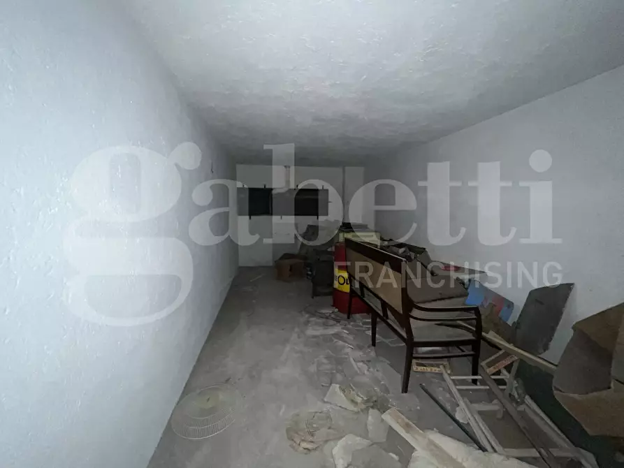 Immagine 4 di Box auto in vendita  in Via delle Pinee a Pietra Ligure