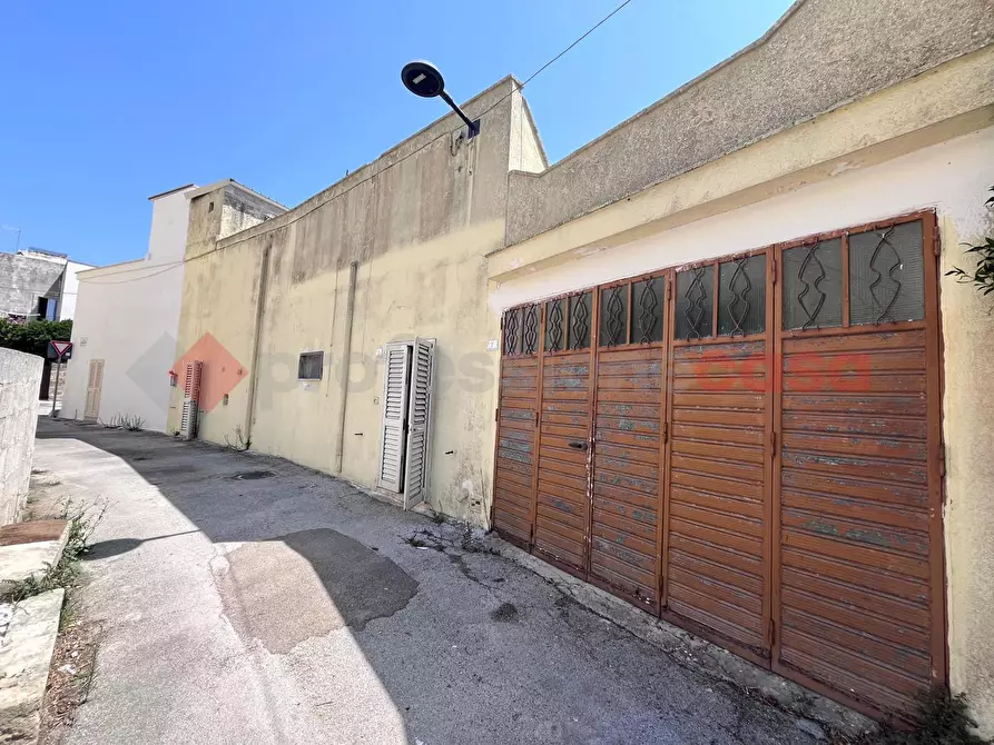Immagine 21 di Casa indipendente in vendita  in Via Toti a Poggiardo
