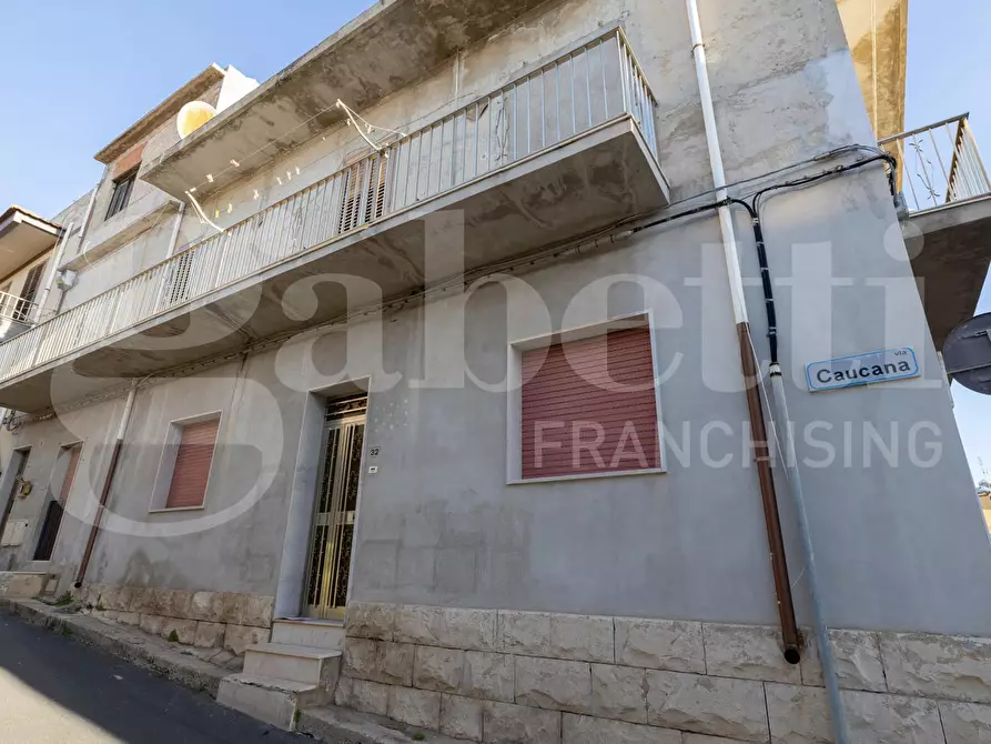 Immagine 5 di Appartamento in vendita  in Via CAUCANA, 42 a Ragusa