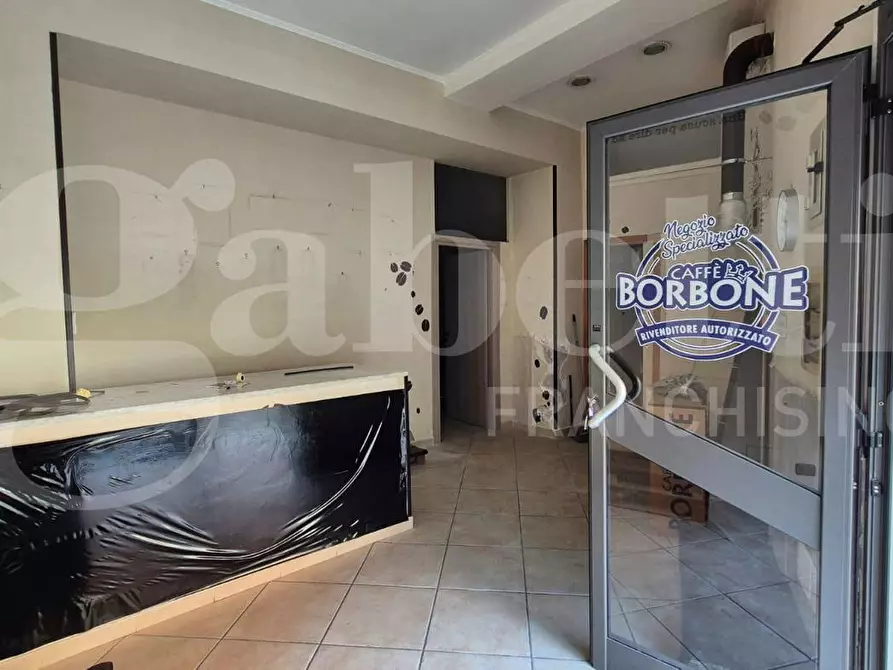 Immagine 3 di Negozio in affitto  in Via Vittorio Veneto, 426 a Torre Annunziata