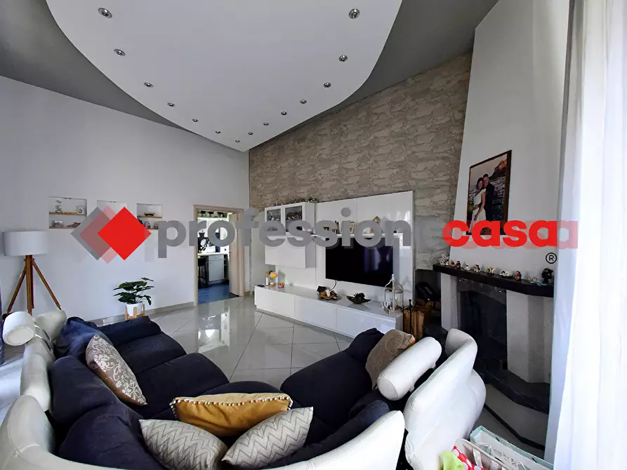 Immagine 12 di Appartamento in vendita  in Via Tari, 58 a Santa Maria Capua Vetere