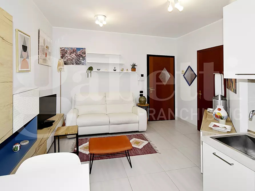 Immagine 3 di Appartamento in vendita  in Via Bolama, 7 a Milano