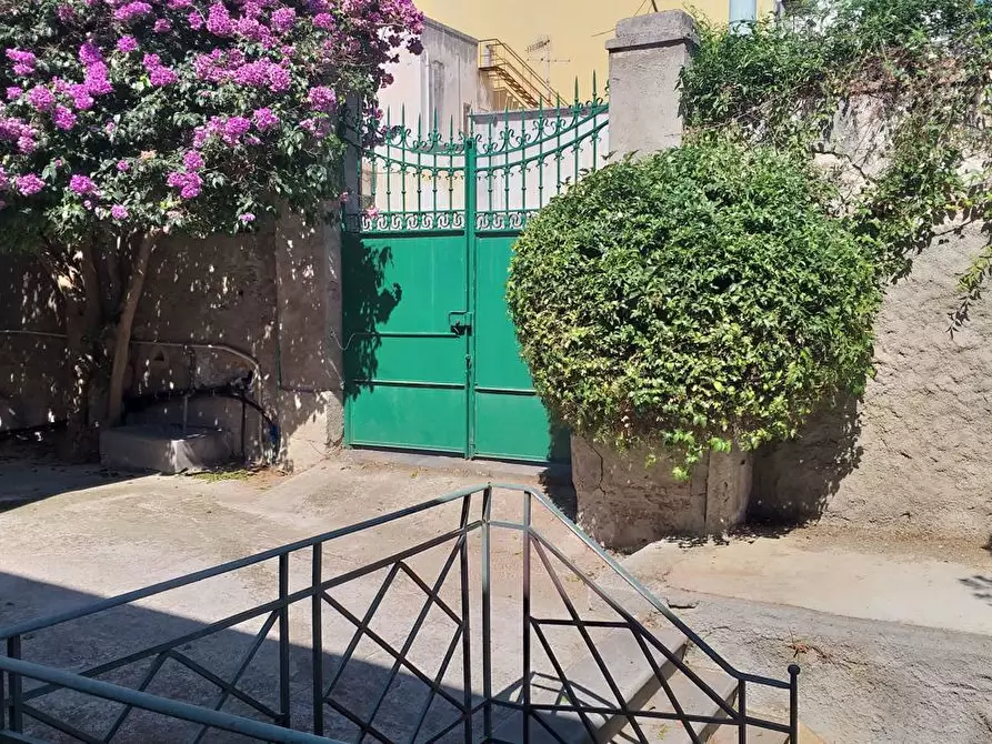 Immagine 8 di Rustico / casale in vendita  in Via R.Margherita, 27 a Messina
