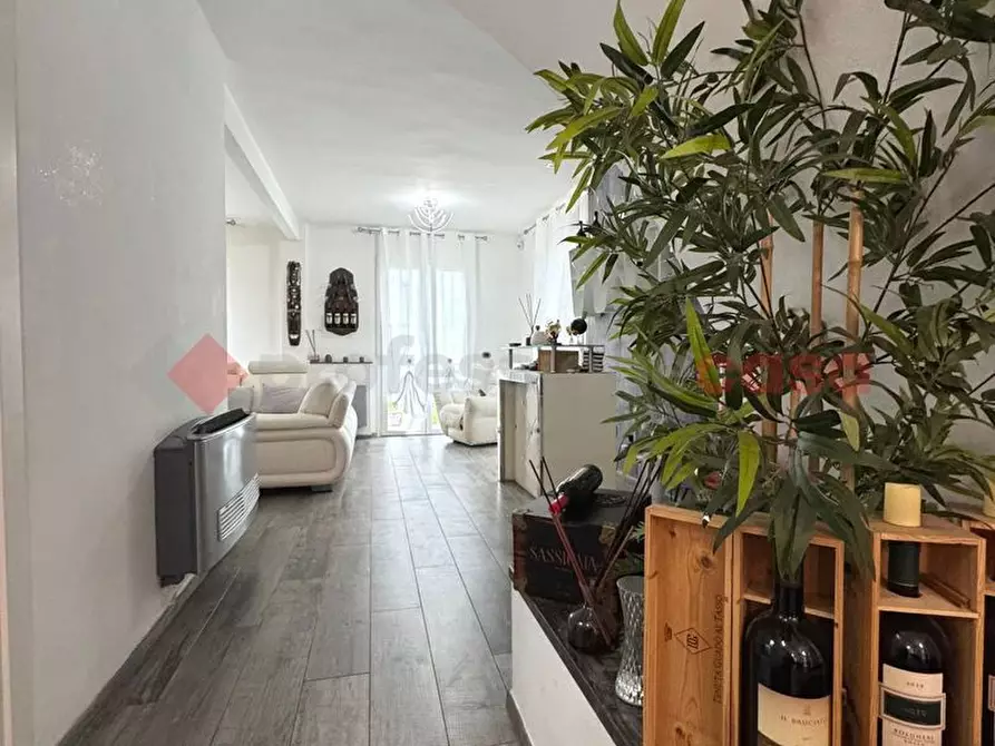 Immagine 19 di Villa in vendita  in Via BARTOLENA a Livorno