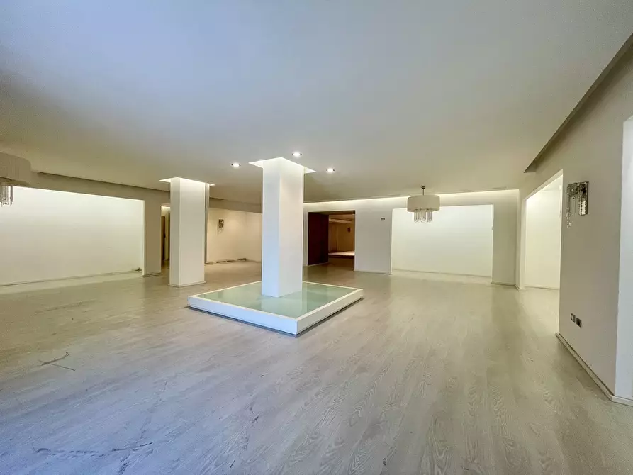 Immagine 1 di Negozio in affitto  in Strada Settevalli, 925 a Perugia