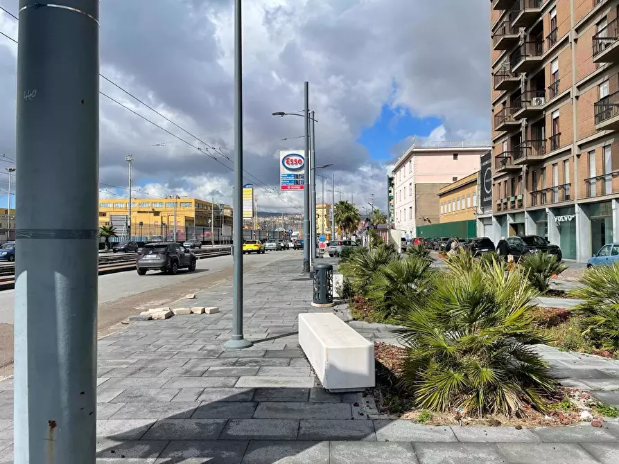 Immagine 2 di Ufficio in affitto  in Via Reggia di Portici a Napoli