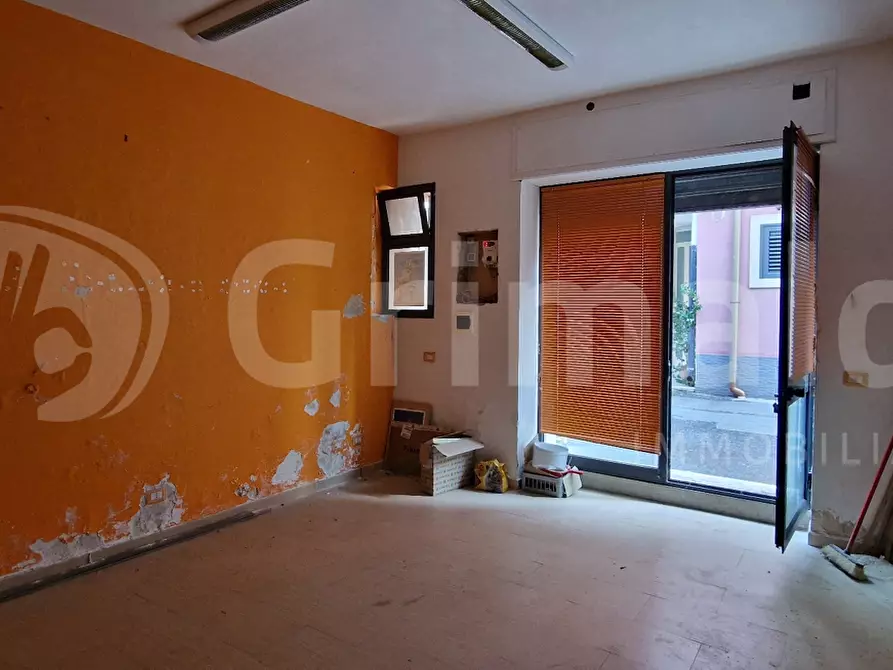Immagine 1 di Attività commerciale in vendita  in Via Luigi Capuana a Sortino