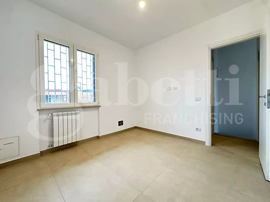 Immagine 22 di Villa in vendita  in Viale piave, 76 a Ardea