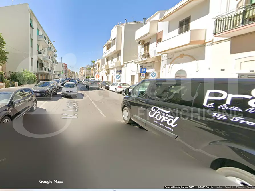 Immagine 4 di Negozio in affitto  in Via Lecce, 70 a Gallipoli