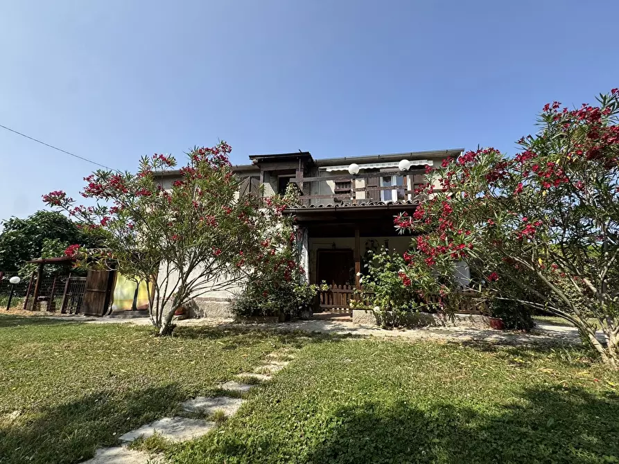 Immagine 36 di Rustico / casale in vendita  in Via castagna, 14 a Osimo