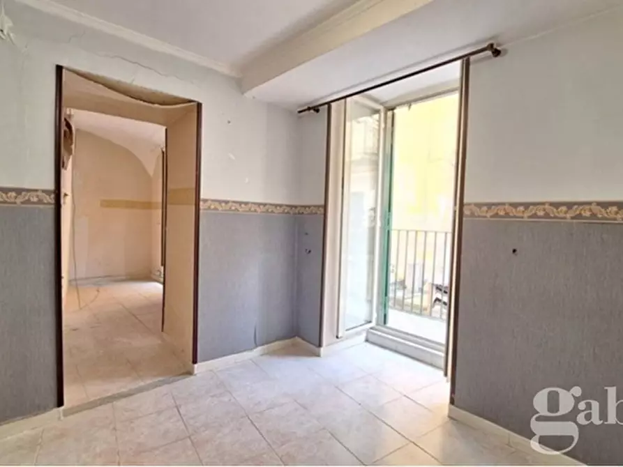 Immagine 18 di Palazzo in vendita  in Via Salita del Petraio a Napoli