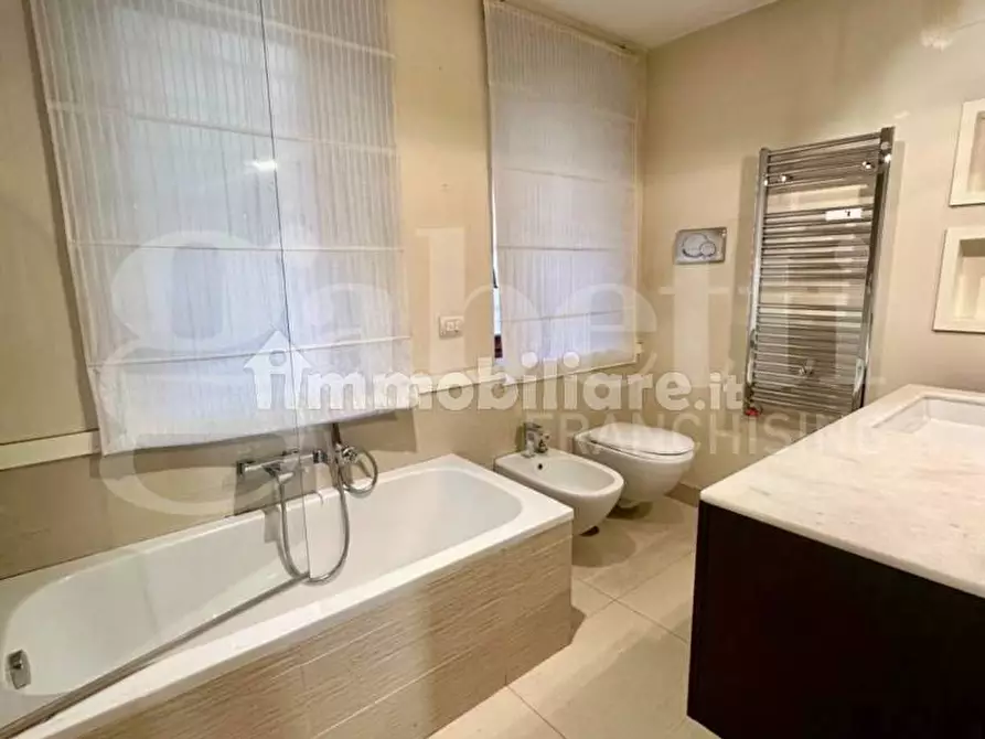 Immagine 24 di Appartamento in vendita  in Via Antonio De Viti De Marco a Roma