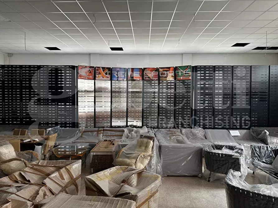 Immagine 14 di Capannone industriale in affitto  in Strada del Carro a Bisceglie