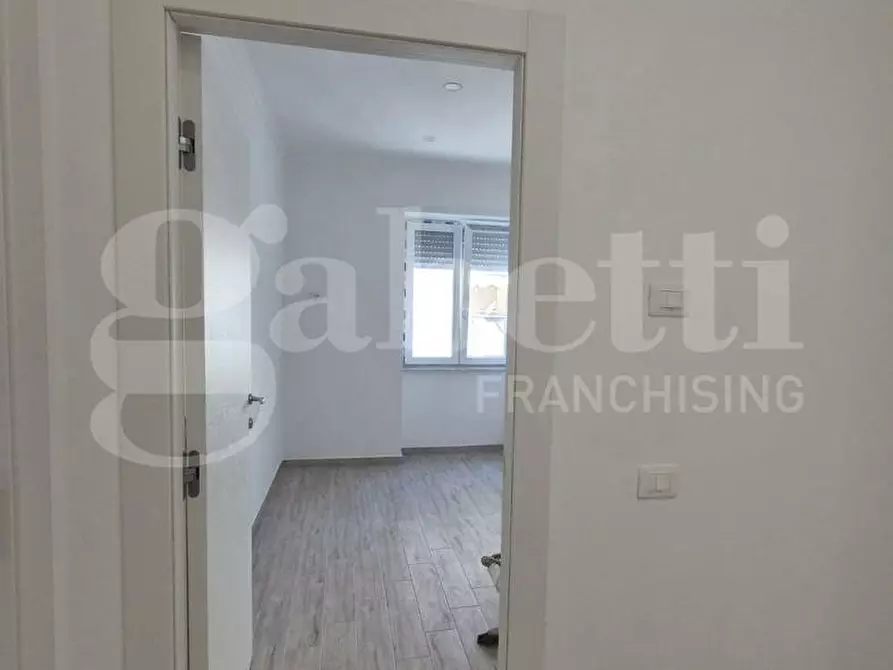 Immagine 19 di Appartamento in vendita  in Largo Cuparella, 15 a Torre Annunziata