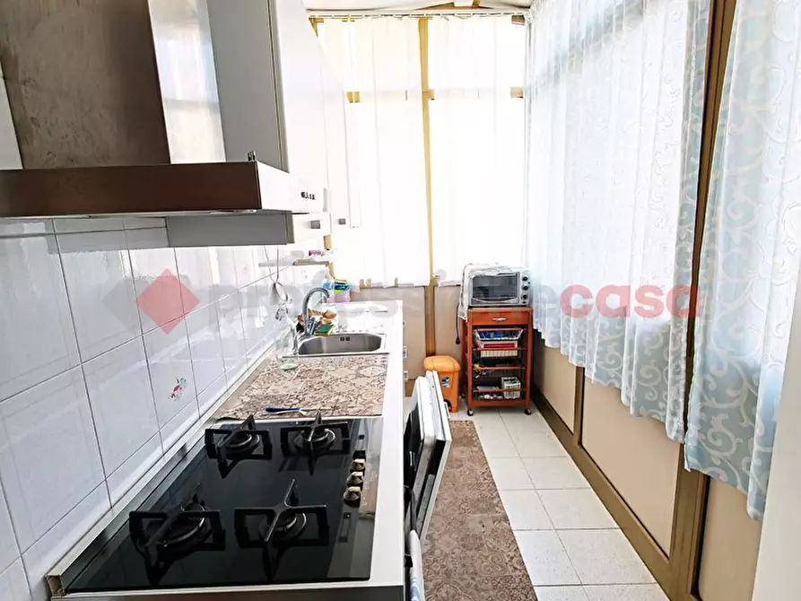 Immagine 20 di Appartamento in vendita  in Via GIUSSO a Bari