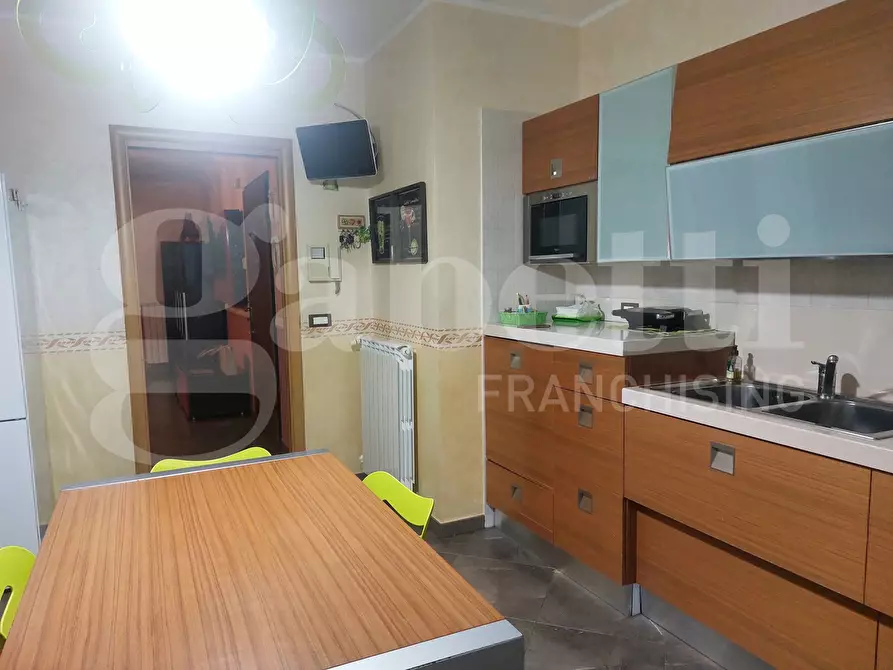 Immagine 4 di Appartamento in vendita  in Viale DELLA LIBERAZIONE, 74 a Taranto