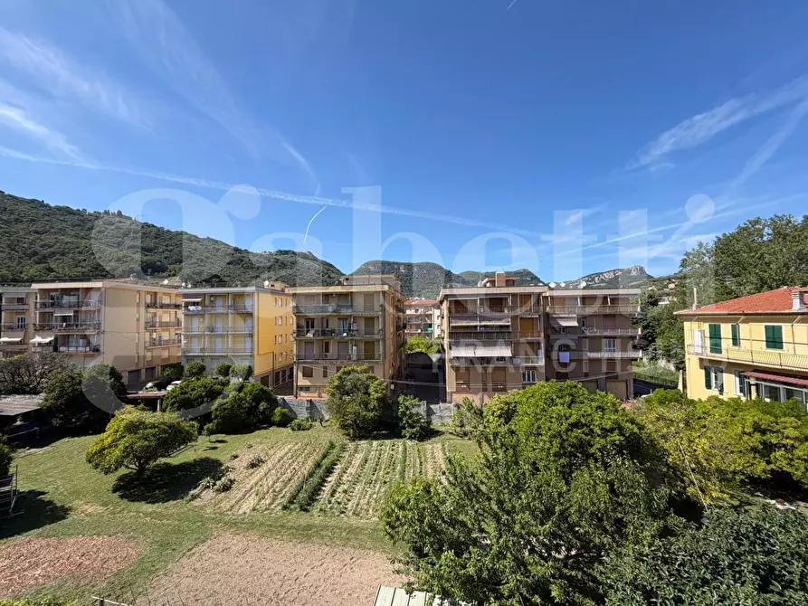 Immagine 1 di Appartamento in vendita  in Vico Melogno a Finale Ligure