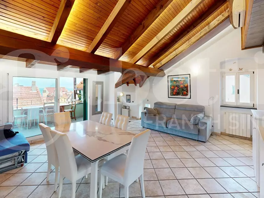 Immagine 26 di Appartamento in vendita  in Via Pertica a Finale Ligure