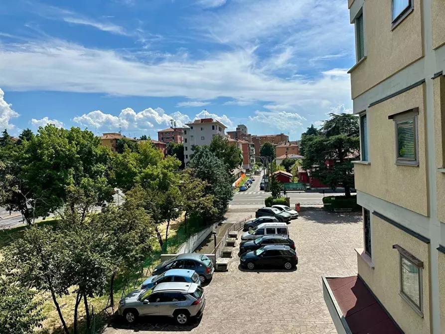 Immagine 19 di Appartamento in vendita  in Via Emilia Levante, 194/15 a Bologna