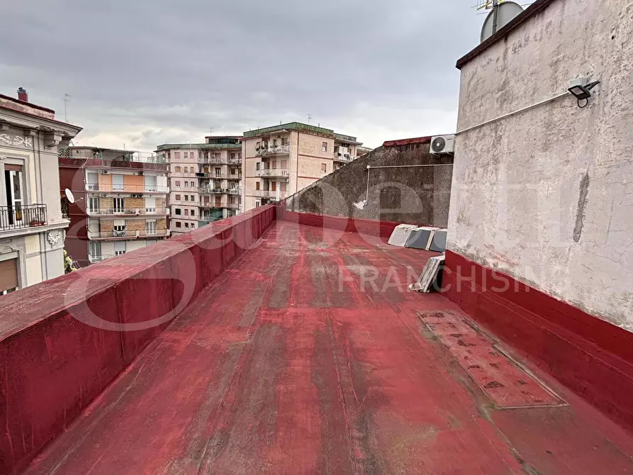 Immagine 16 di Appartamento in vendita  in Corso G. Garibaldi a Napoli