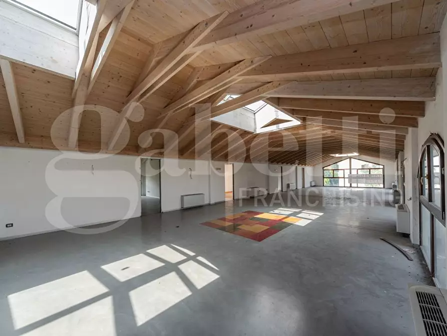 Immagine 33 di Ufficio in vendita  in Via Vezzani, 3 a Bernareggio