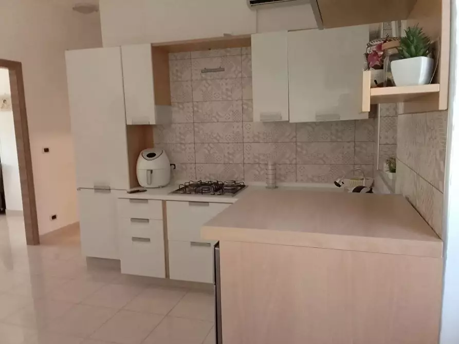 Immagine 5 di Appartamento in vendita  in Piazza BRODOLINI, 215 a Taranto