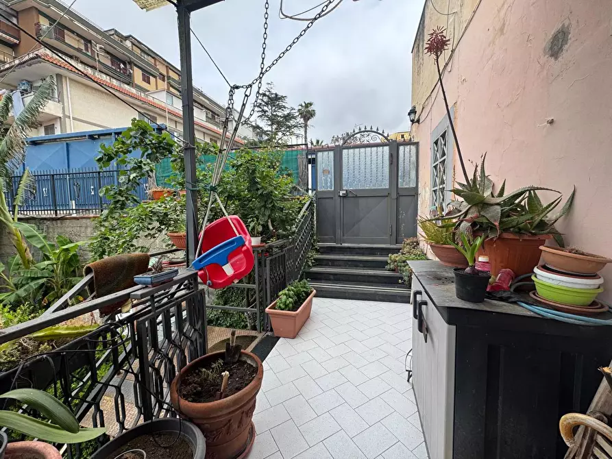 Immagine 4 di Appartamento in vendita  in Via Cupa San Pietro, 11 a Torre Del Greco
