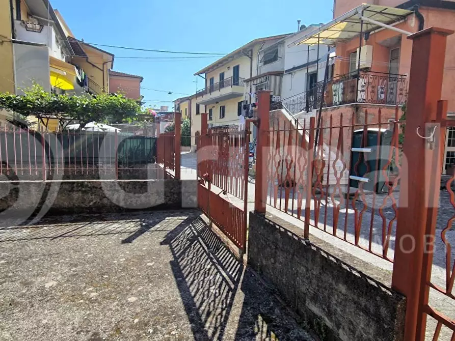 Immagine 6 di Casa indipendente in vendita  in Via Borgo di Castagnola di Sotto, 1 a Massa