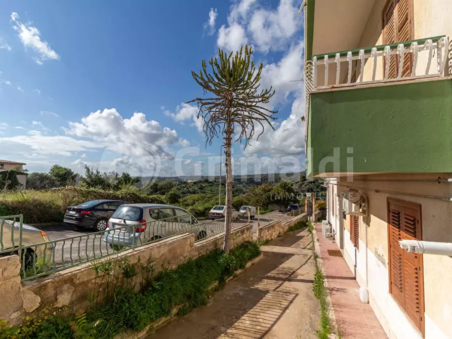 Immagine 16 di Appartamento in vendita  in Via Don Lorenzo Milani a Noto