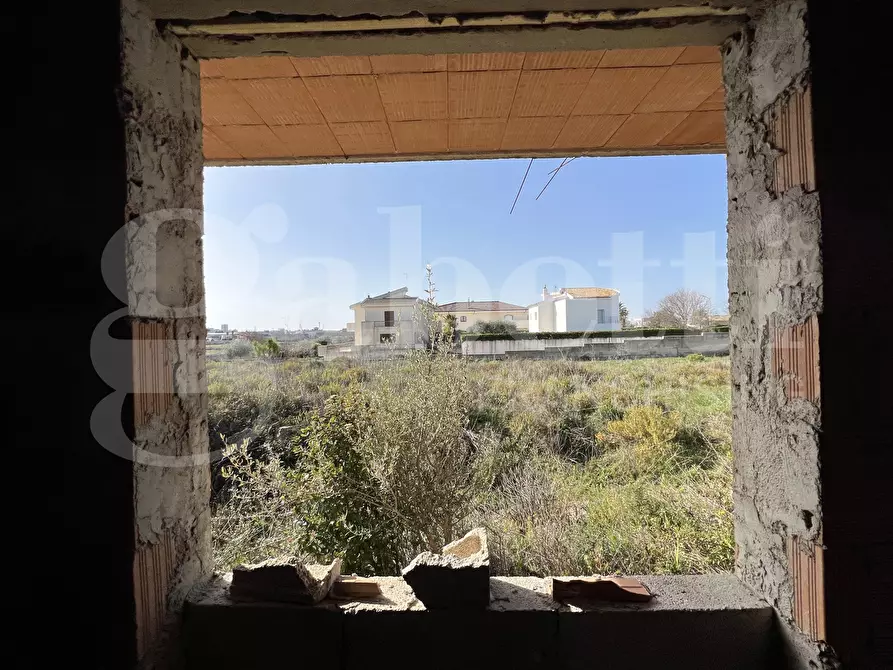 Immagine 26 di Villa in vendita  in Via ALBERTO SORDI, 42 a Ragusa