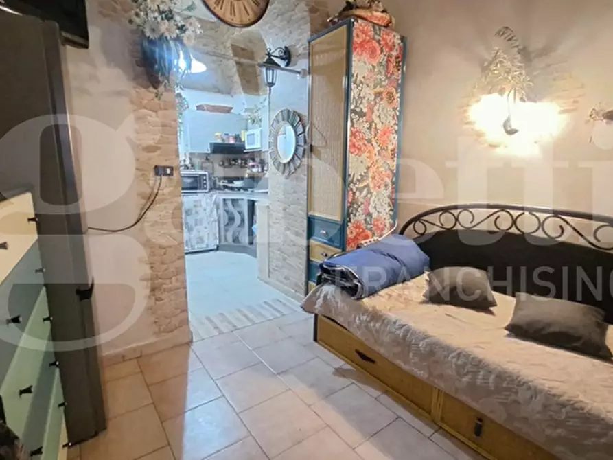 Immagine 3 di Appartamento in vendita  in Vico Molino a Napoli