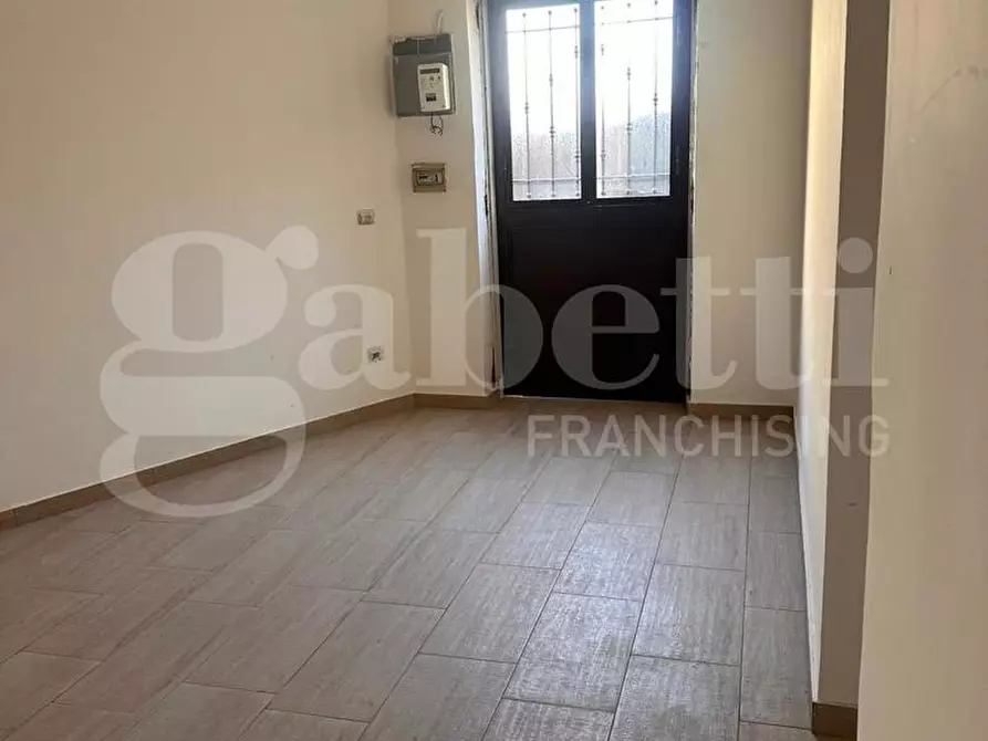 Immagine 7 di Negozio in affitto  in Via Vittorio Veneto, 7 a Torre Annunziata