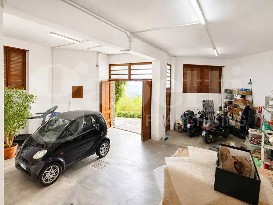Immagine 40 di Casa bifamiliare in vendita  in Via STRADA MADDALENA, 102 a Moncalieri