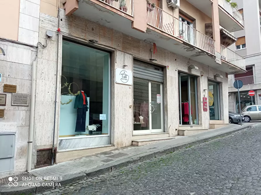 Immagine 1 di Negozio in affitto  in Via Pasquali, 21 a Benevento