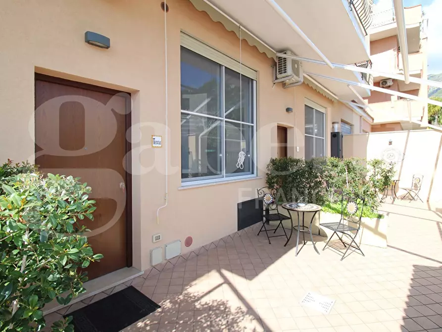 Immagine 5 di Appartamento in vendita  in Via dei sei Mulini, 32 a Giardini-Naxos