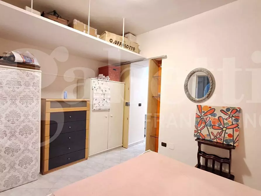 Immagine 9 di Appartamento in affitto  in Via Giovanni Paladino a Napoli