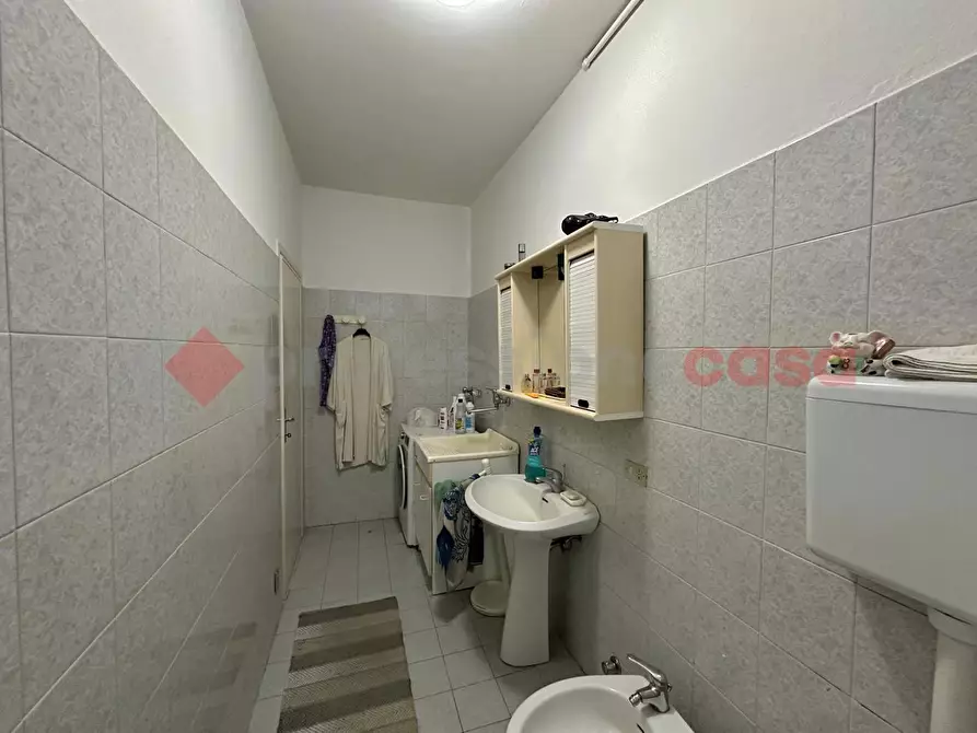 Immagine 50 di Villa in vendita  in Via Delle Robinie a Opera