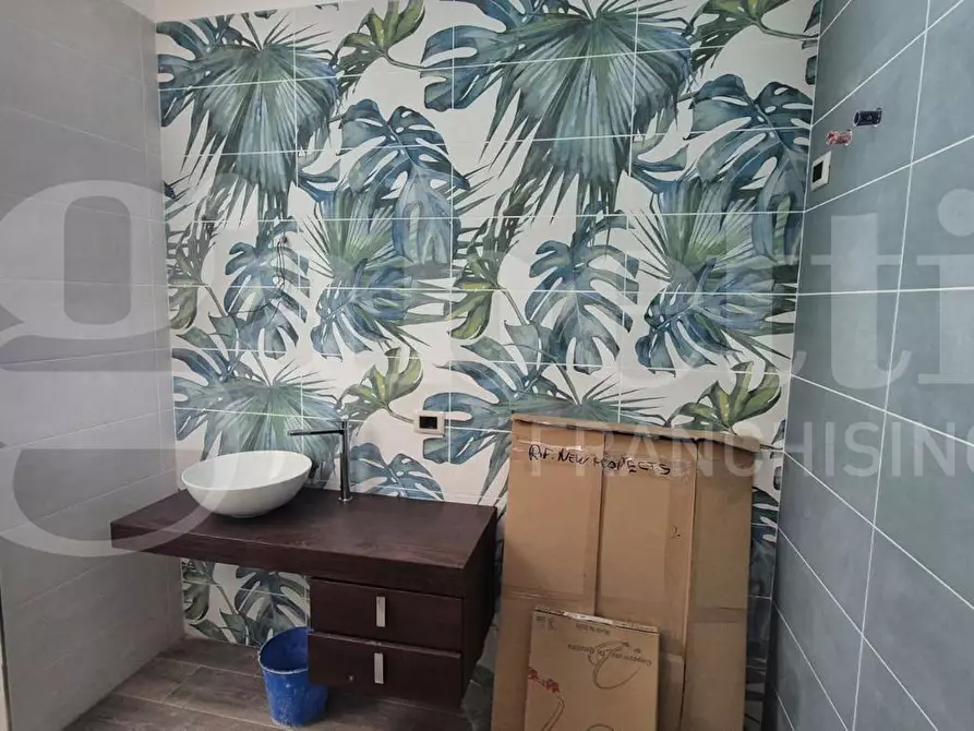 Immagine 11 di Appartamento in vendita  in Via Luigi Settembrini, 76 a Boscotrecase