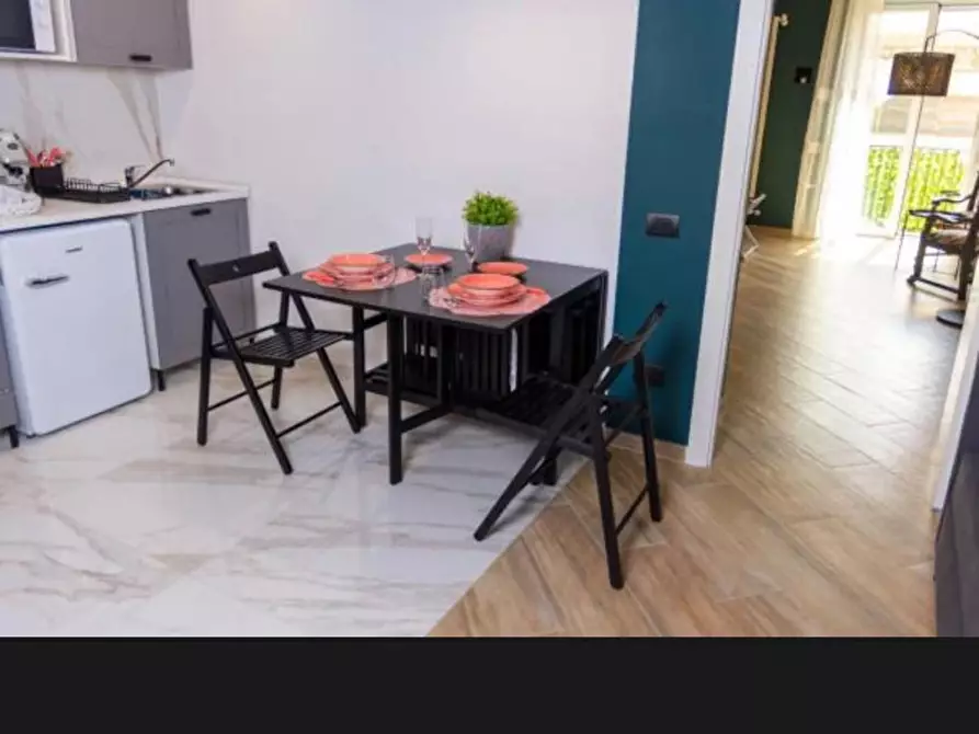 Immagine 5 di Appartamento in affitto  in Via Regina Elena, 2 a Torre Annunziata