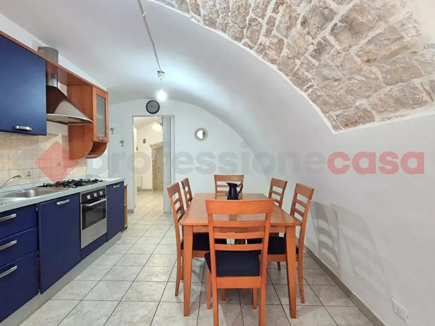 Immagine 3 di Casa indipendente in vendita  in Via CASTELLANA GROTTE a Castellana Grotte