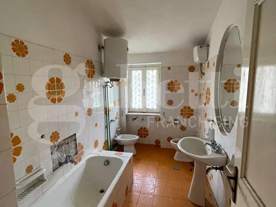 Immagine 8 di Villa in vendita  in Strada DELLA CASTELLINA, 00 a Oriolo Romano