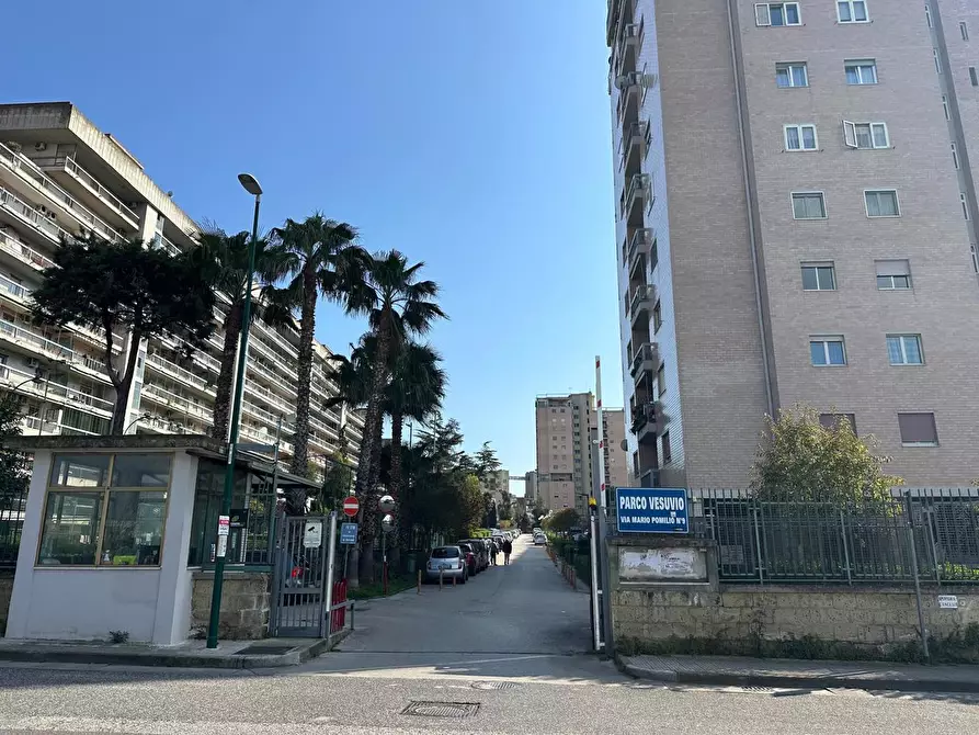 Appartamento in vendita in Via Mario Pomilio, 9 a Napoli