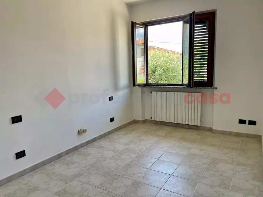 Immagine 19 di Villa in vendita  in Via del bozzo, 61 a Lucca