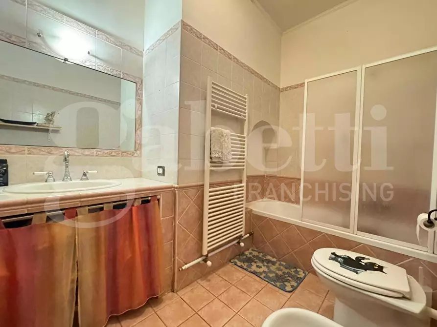 Immagine 19 di Appartamento in vendita  in Via cedrino, 31 a Ardea