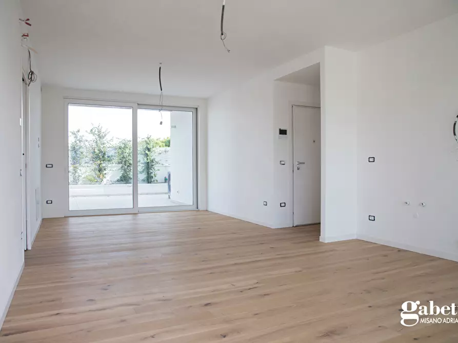 Immagine 2 di Attico in vendita  in Viale castrocaro, 78 a Riccione