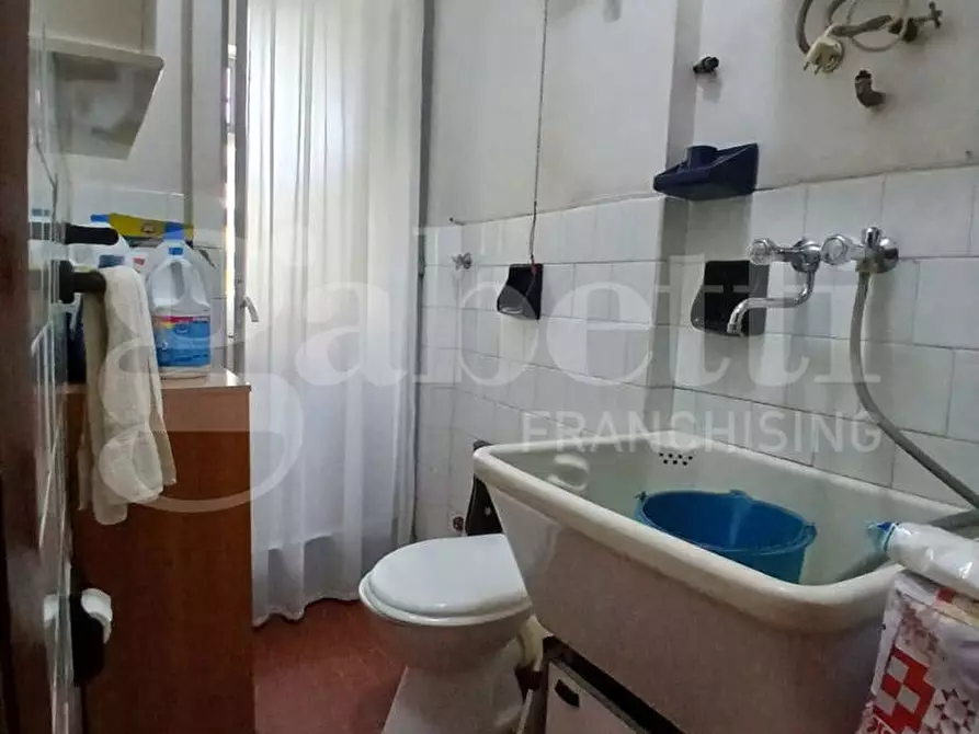 Immagine 15 di Appartamento in vendita  in Via marco fanno a Palermo