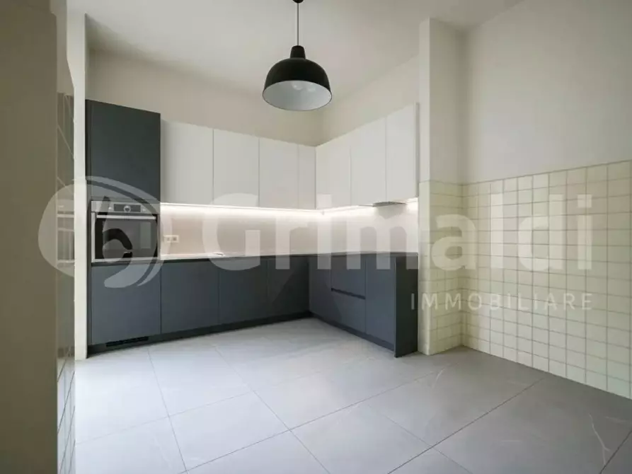 Immagine 10 di Appartamento in vendita  in Viale XX SETTEMBRE, 74 a Carrara