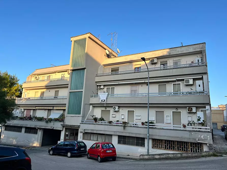 Immagine 1 di Appartamento in vendita  in Via DEGLI ABETI, 4 a Montemesola